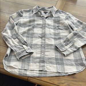 Women’s Talbots Gray/silver and White Plaid Button-Down Shirt size Med
